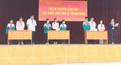 Hơn 400 giáo viên và học sinh trường THCS Trần Can được tuyên truyền giáo dục giới tính và chăm sóc sức khỏe sinh sản vị thành niên.