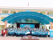 TRƯỜNG THCS TRẦN CAN RỘN RÀNG TRONG CUỘC THI RUNG CHUÔNG VÀNG